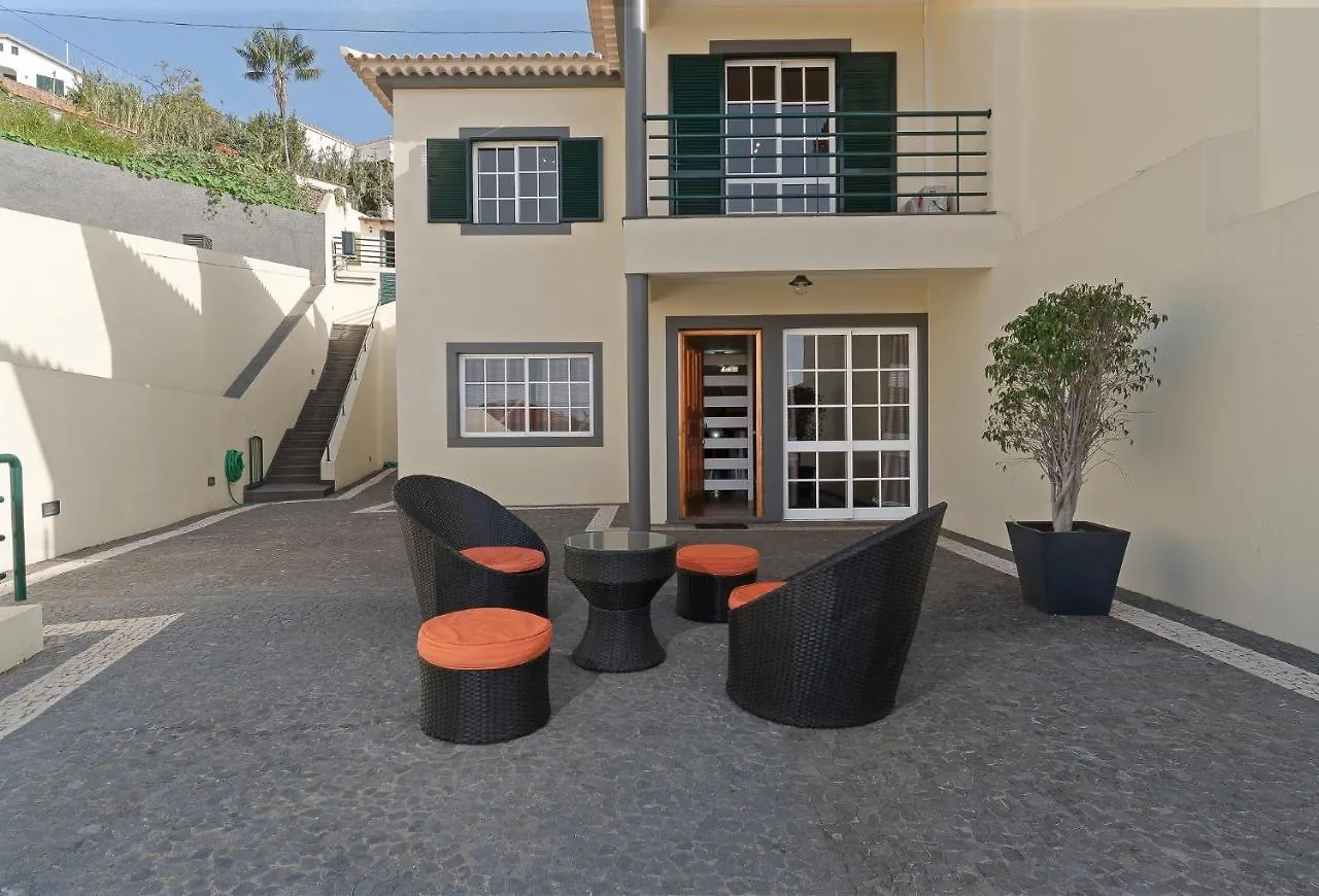 Charming Villa In Funchal Portugal